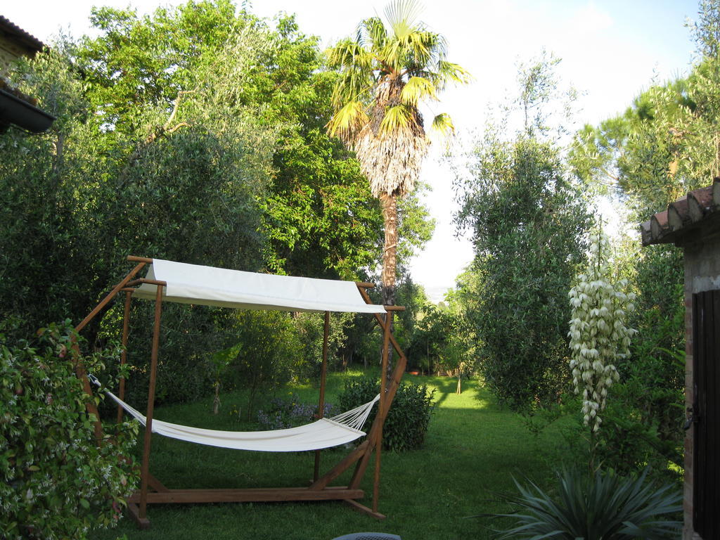 Giannetti Bed & Breakfast Poggio alle Mura Luaran gambar